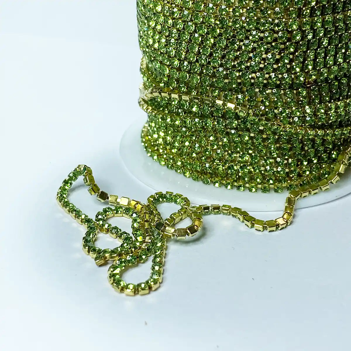 Stone Chain - Light Green Color Size No.14PP (1Meter)