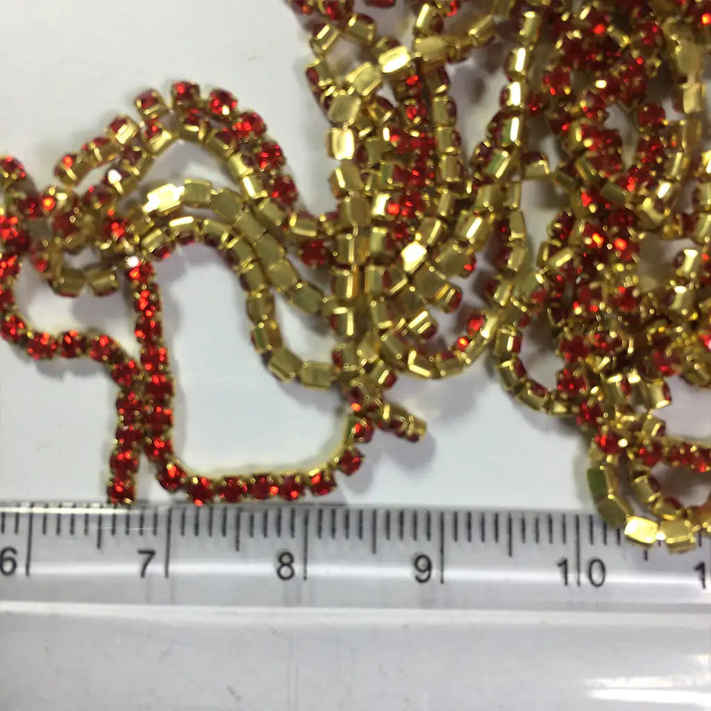 Stone Chain Small Size No.14PP Color Red (1Meter)