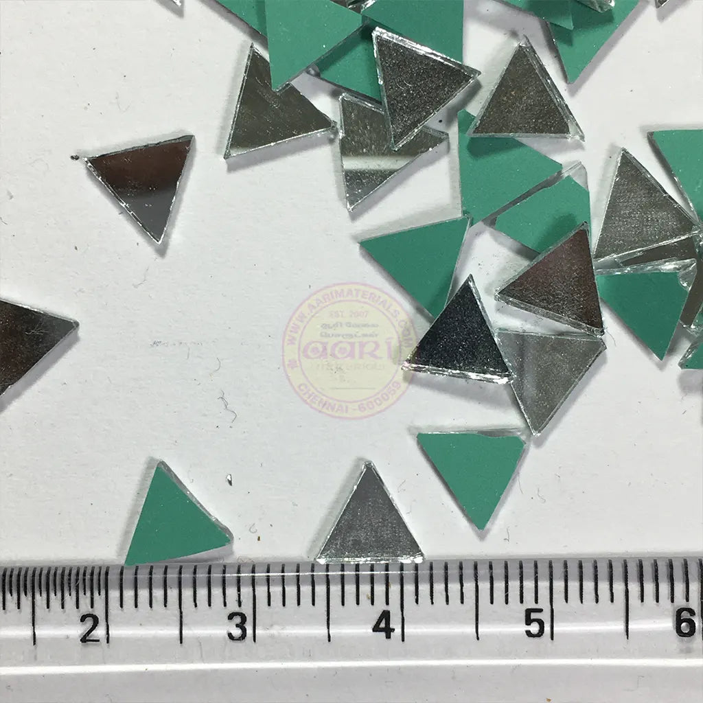Triangle Shape Mirror for embroidery (7mm) 20grams