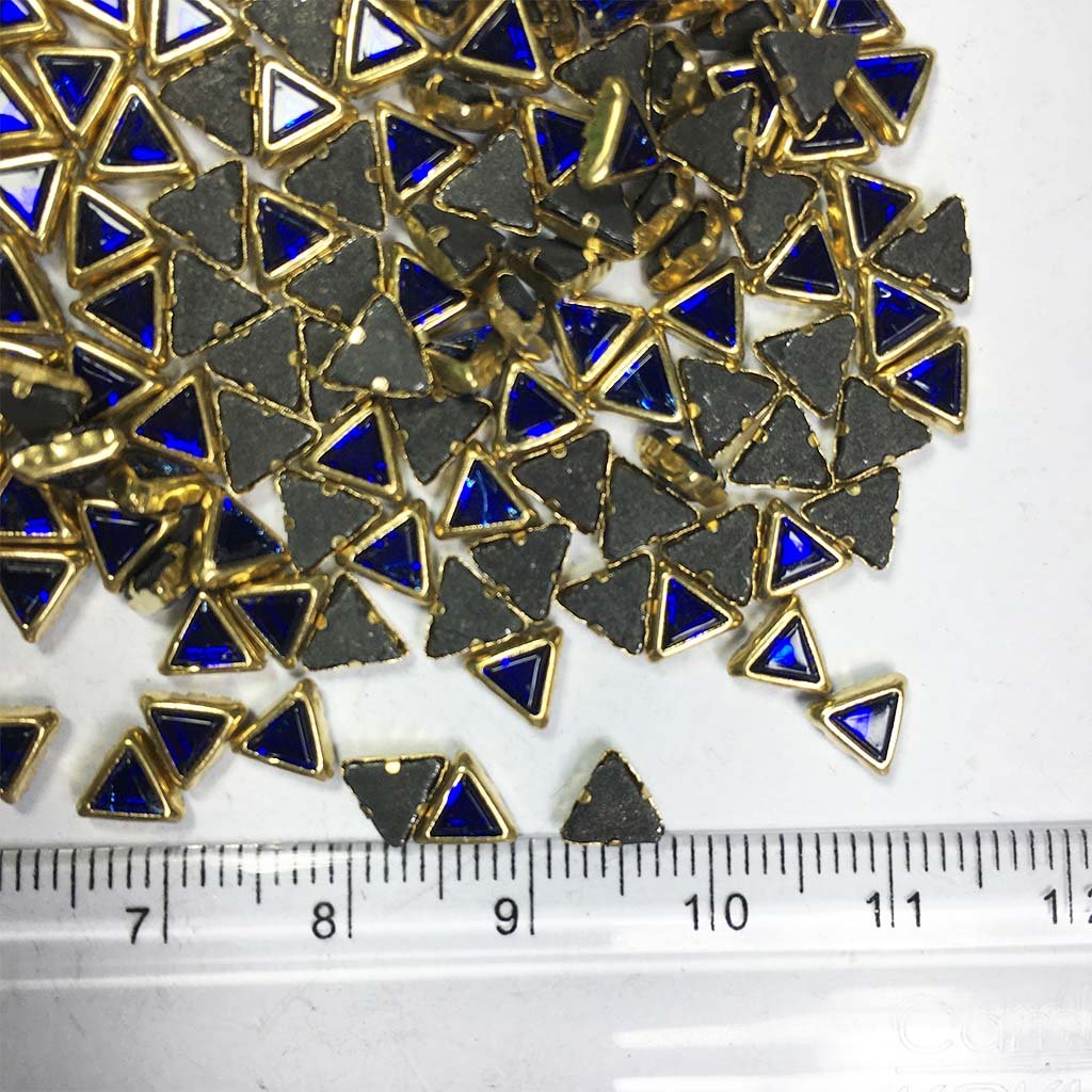 Framed Kundan Stone Flat Back Triangle Shape 4mm(4x4x4) (20 Grams)