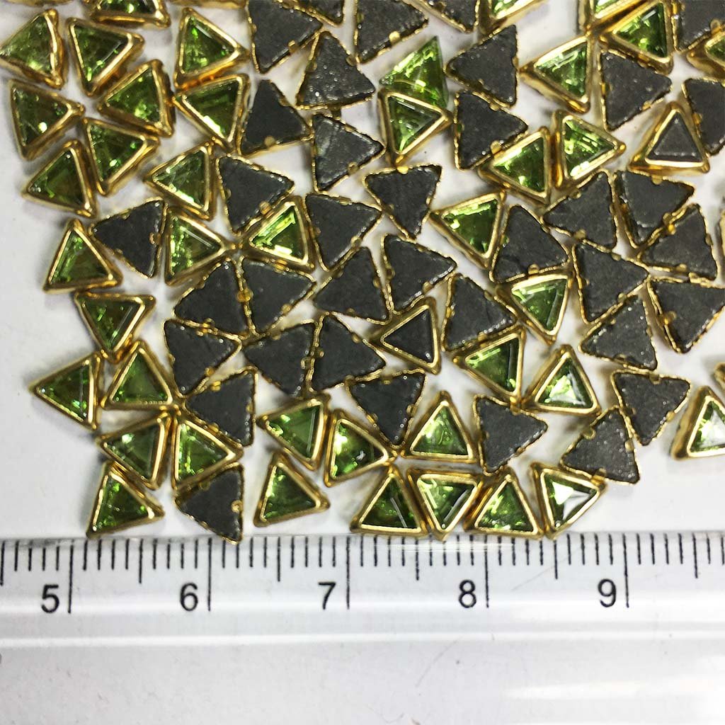 Framed Kundan Stone Flat Back Triangle Shape 4mm(4x4x4) (20 Grams)